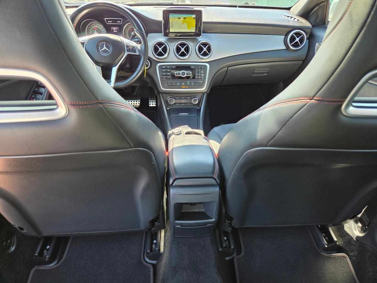 mercedes-benz-gla-200-cdi-2015-diesel-2143cc