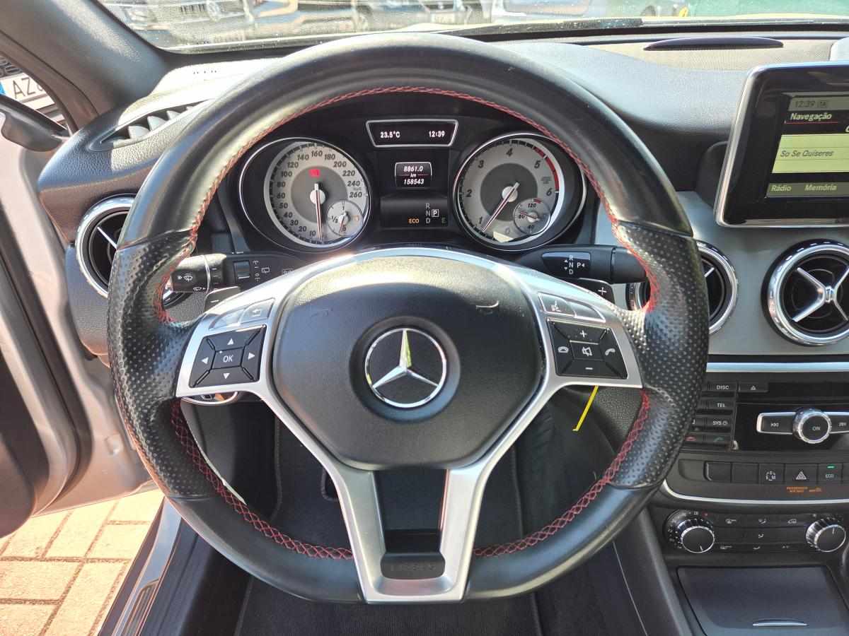 mercedes-benz-gla-200-cdi-2015-diesel-2143cc