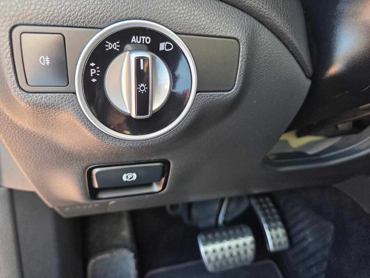 mercedes-benz-gla-200-cdi-2015-diesel-2143cc