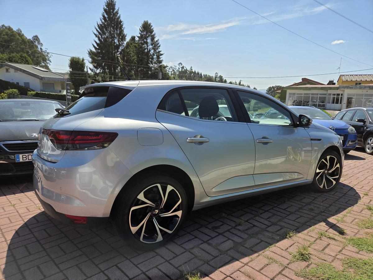 renault-megane-1-5-dci-2021-diesel-1461cc