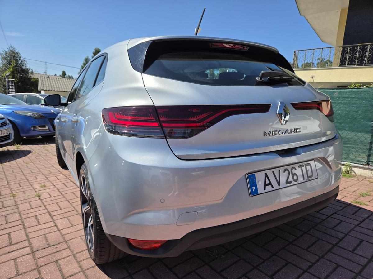renault-megane-1-5-dci-2021-diesel-1461cc