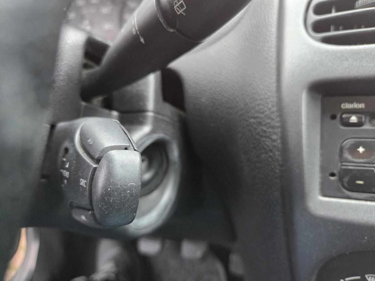 peugeot-206-1-4-2006-gasolina-1360cc