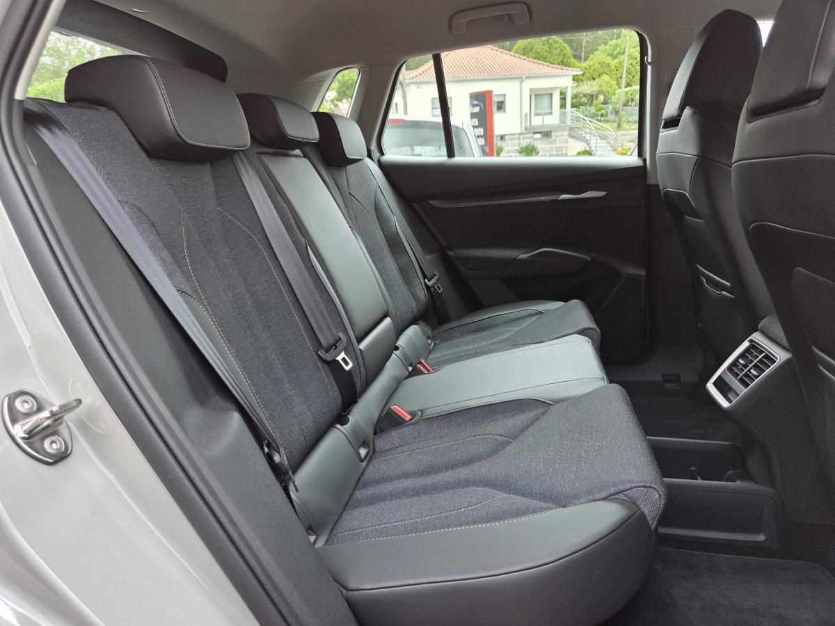 skoda-elroq-50-55-kwh-2025-eletrico