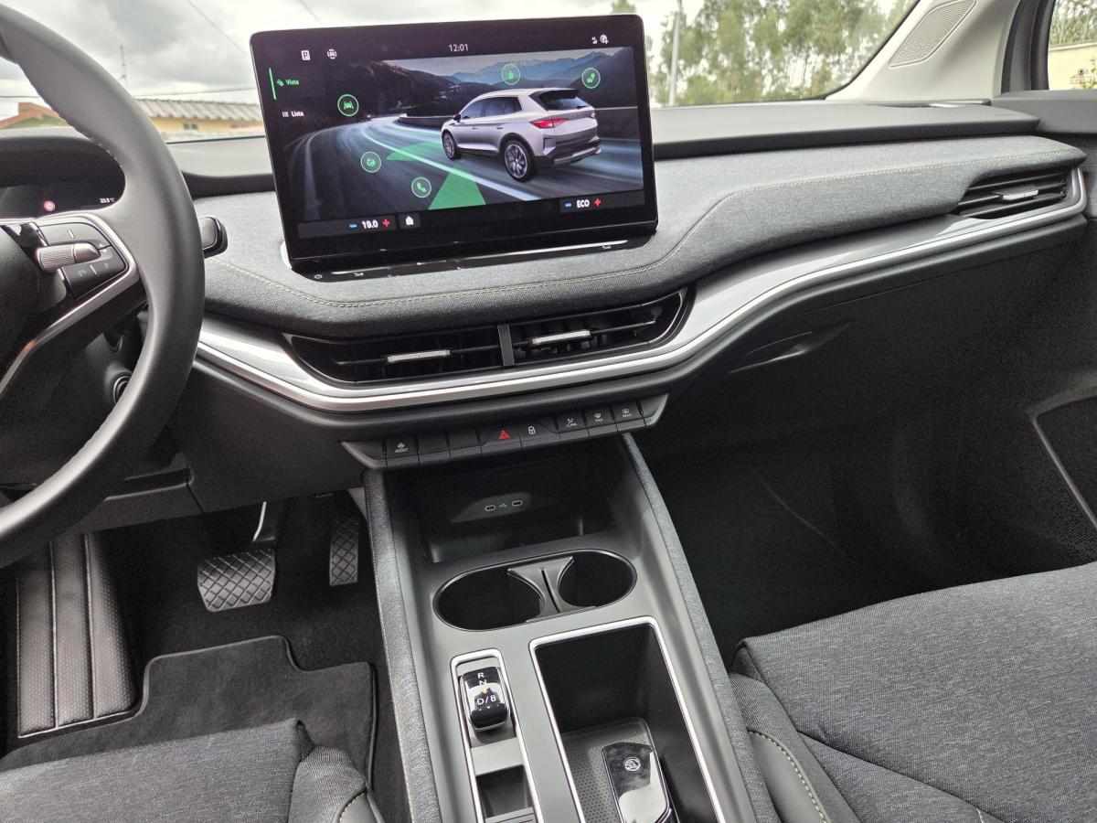 skoda-elroq-50-55-kwh-2025-eletrico