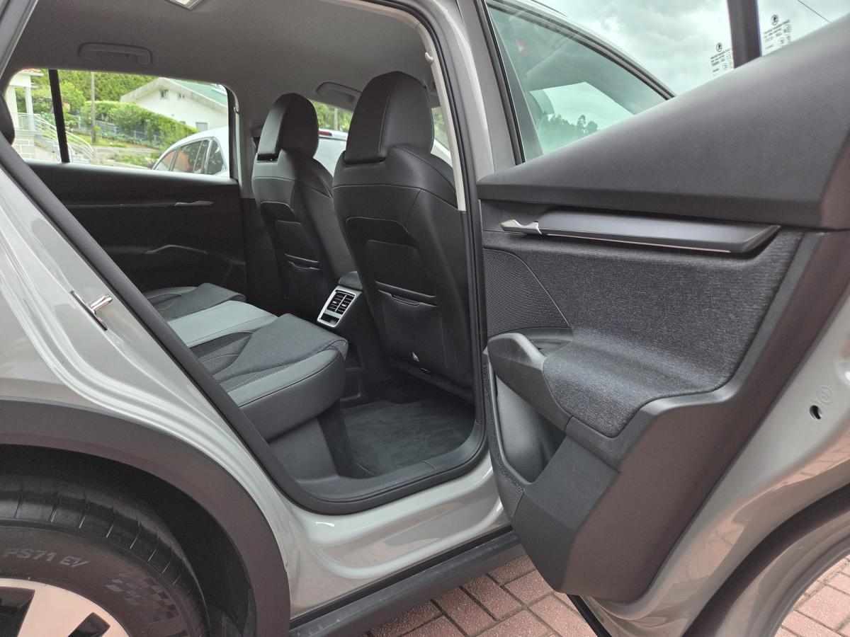 skoda-elroq-50-55-kwh-2025-eletrico