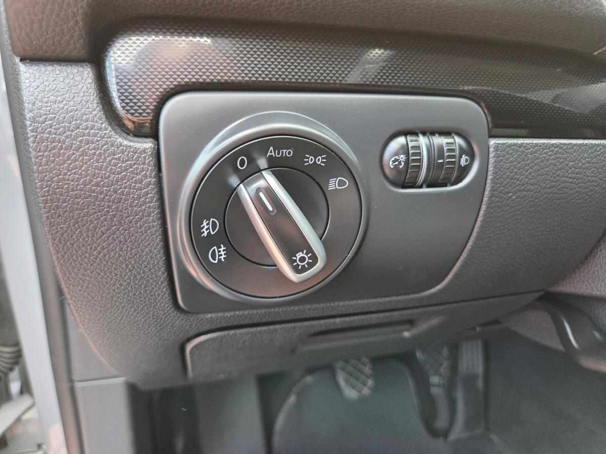 volkswagen-golf-1-6-tdi-2011-diesel-1598cc