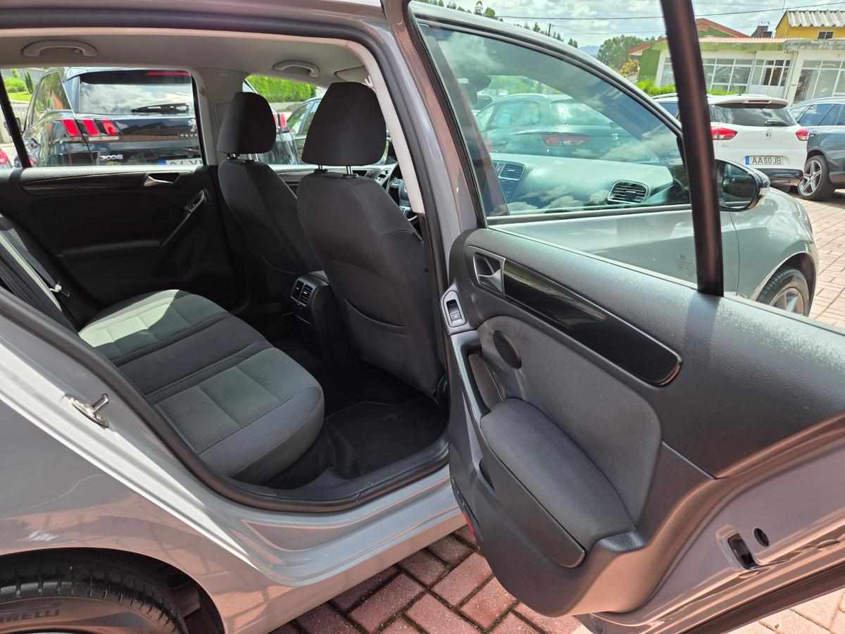 volkswagen-golf-1-6-tdi-2011-diesel-1598cc
