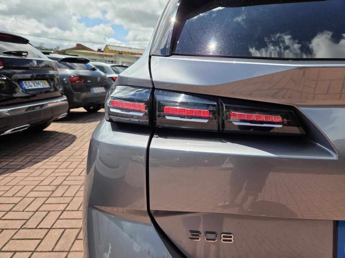 peugeot-308-1-5-bluehdi-2022-diesel-1499cc