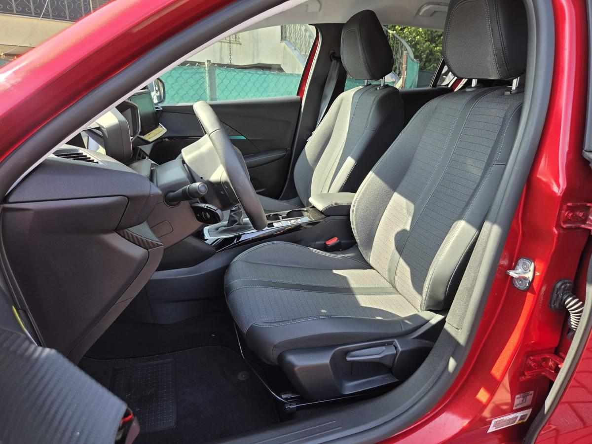 peugeot-208-1-2-puretech-2023-gasolina-1199cc