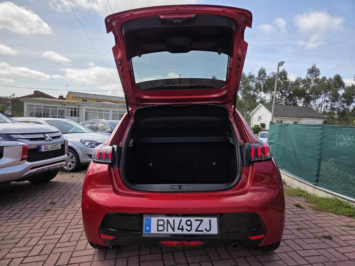peugeot-208-1-2-puretech-2023-gasolina-1199cc