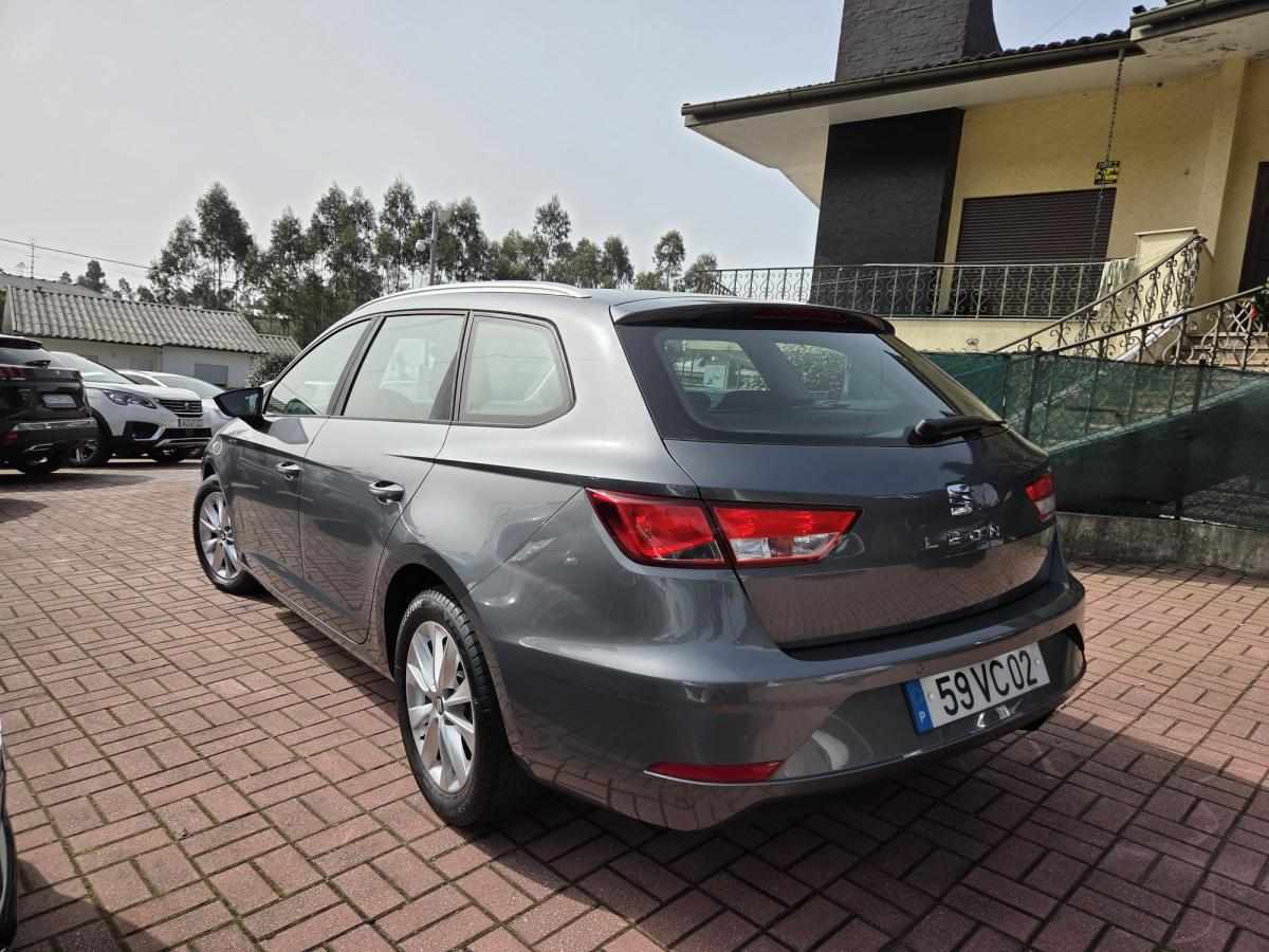 seat-leon-1-6-tdi-2018-diesel-1598cc