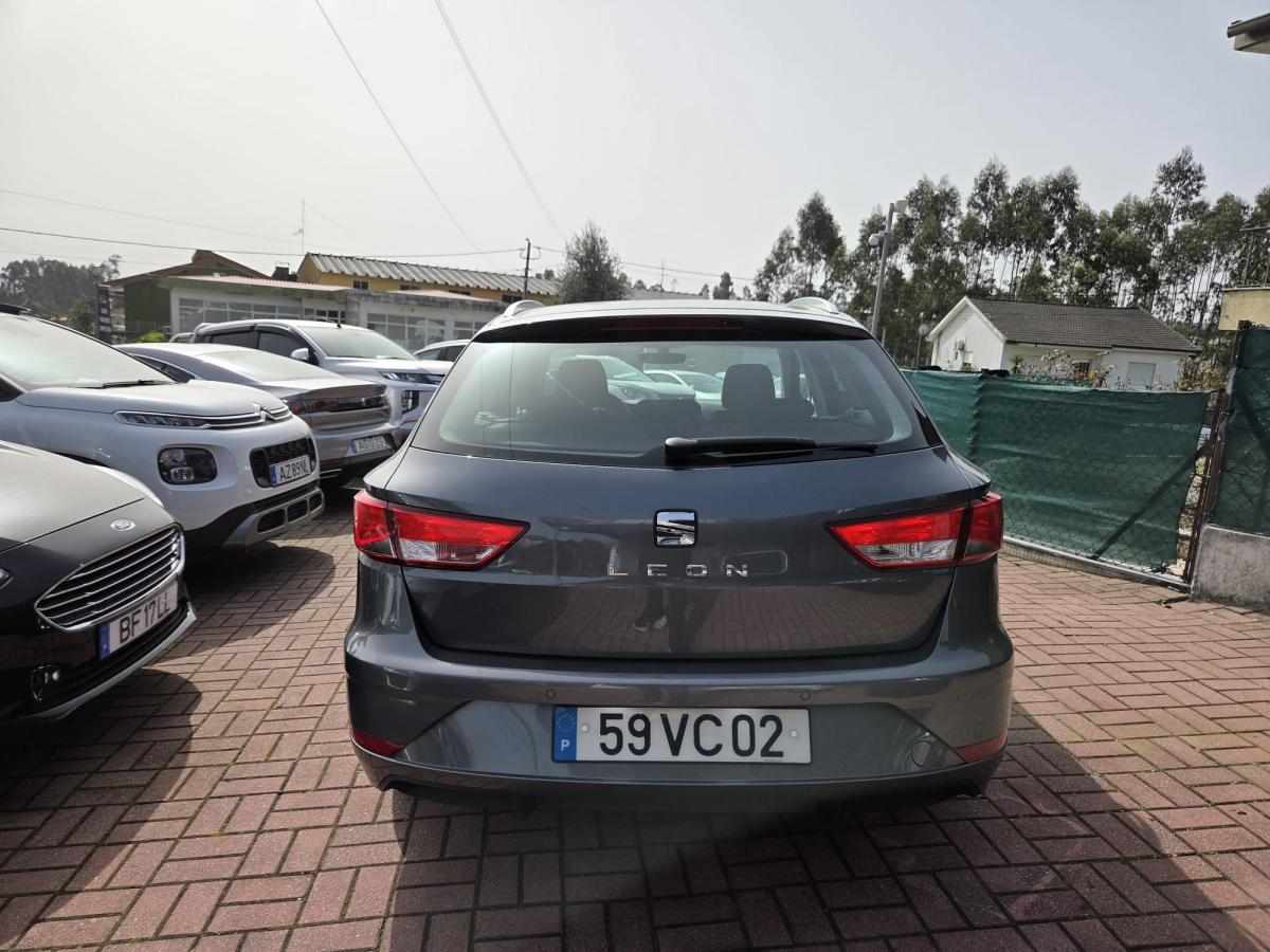 seat-leon-1-6-tdi-2018-diesel-1598cc