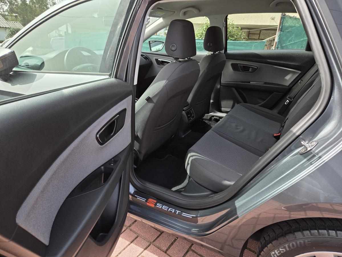 seat-leon-1-6-tdi-2018-diesel-1598cc