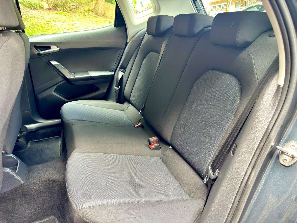 seat-arona-2023-gasolina-999cc