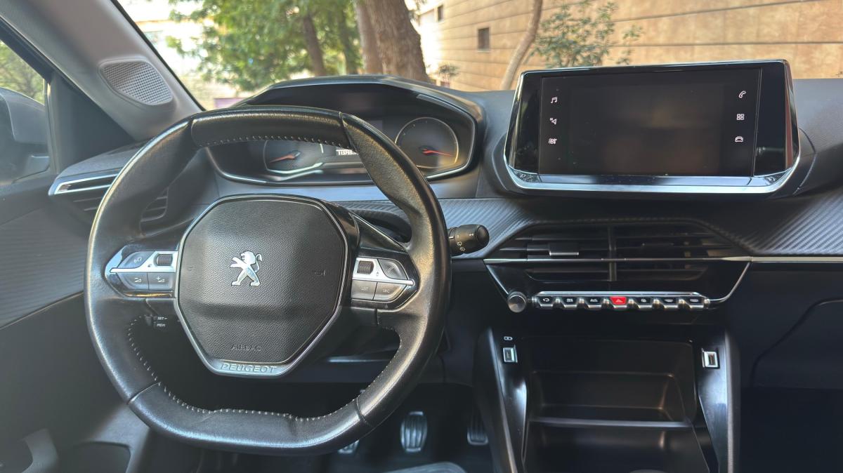 peugeot-208-2020-diesel-1499cc