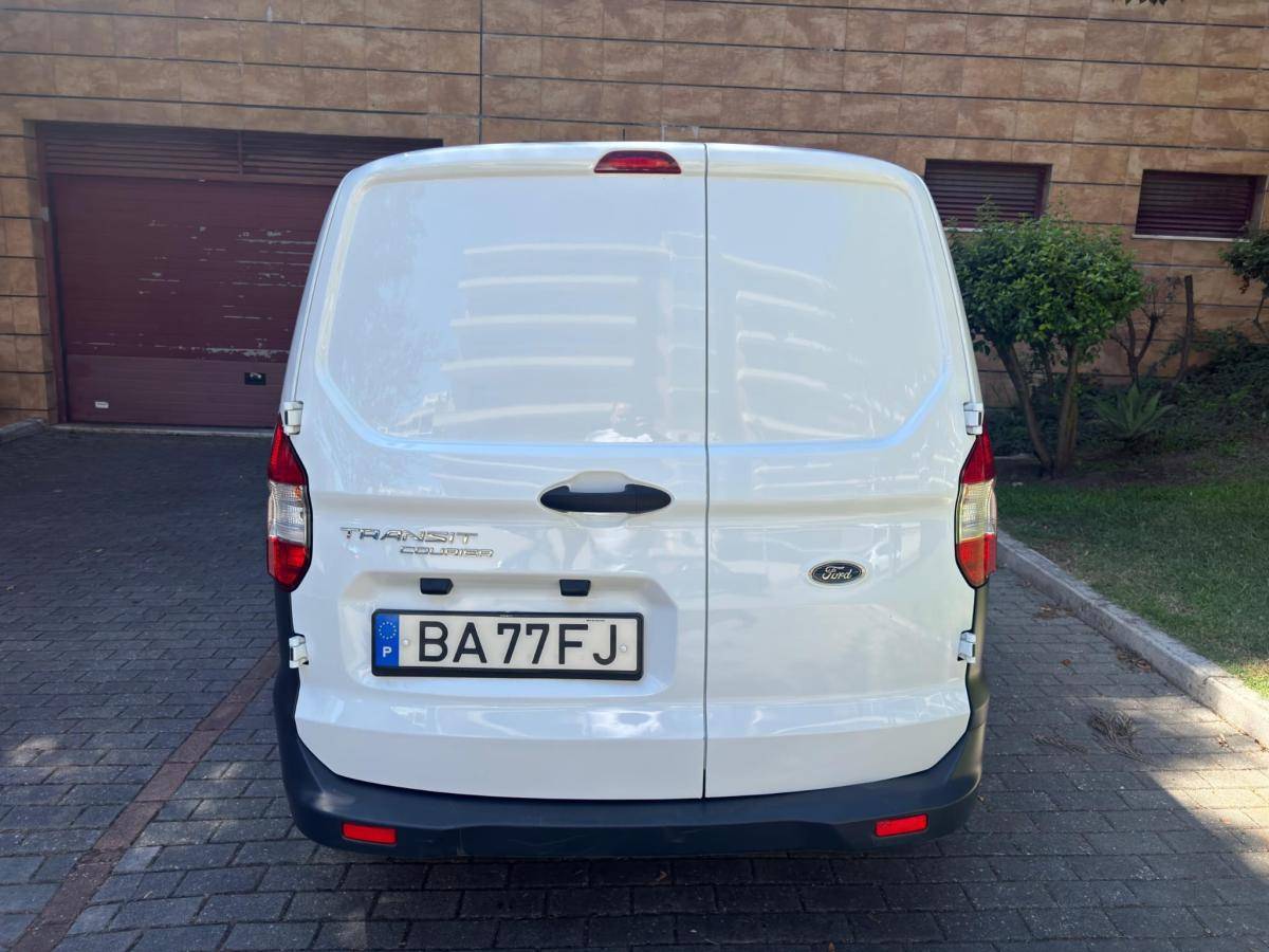 ford-transit-courier-2023-diesel-1499cc
