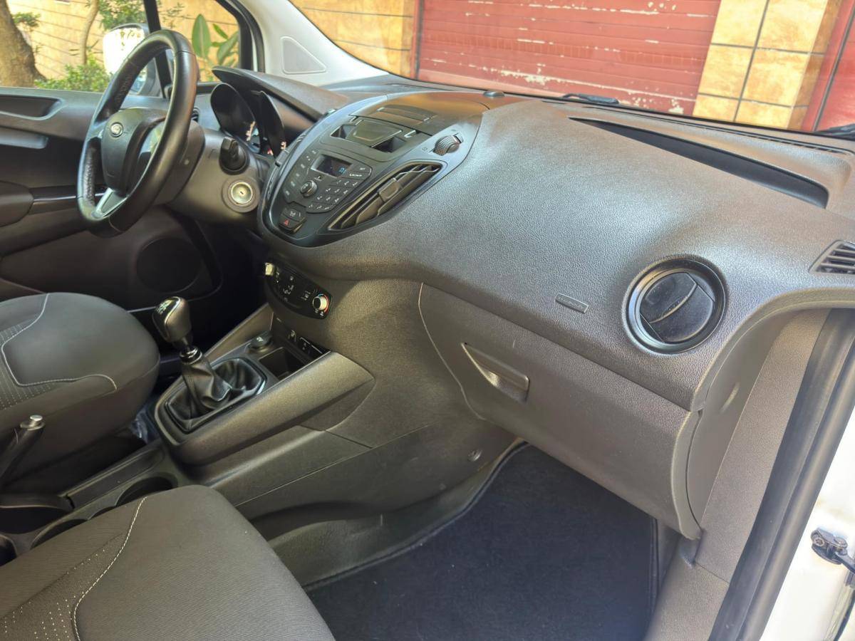 ford-transit-courier-2023-diesel-1499cc