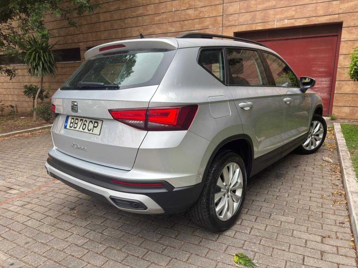 seat-ateca-2023-gasolina-999cc