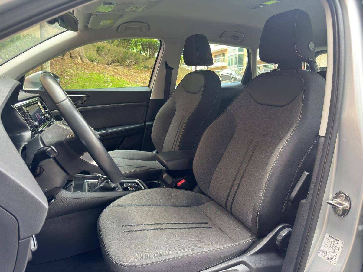 seat-ateca-2023-gasolina-999cc