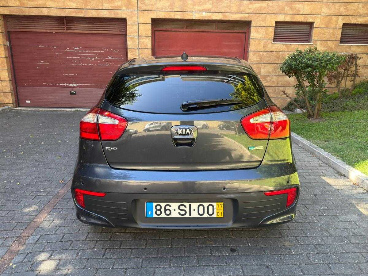 kia-rio-2017-diesel-1120cc