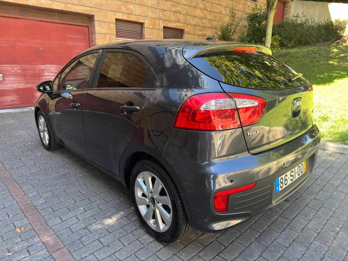 kia-rio-2017-diesel-1120cc
