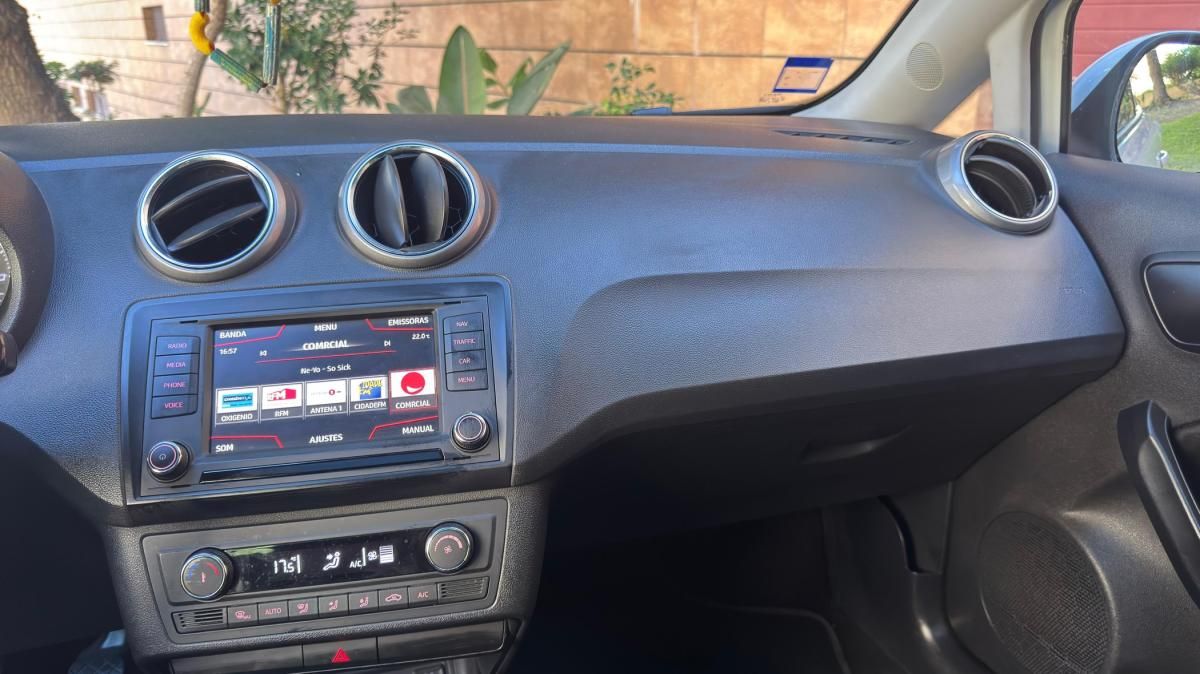 seat-ibiza-2015-gasolina-999cc