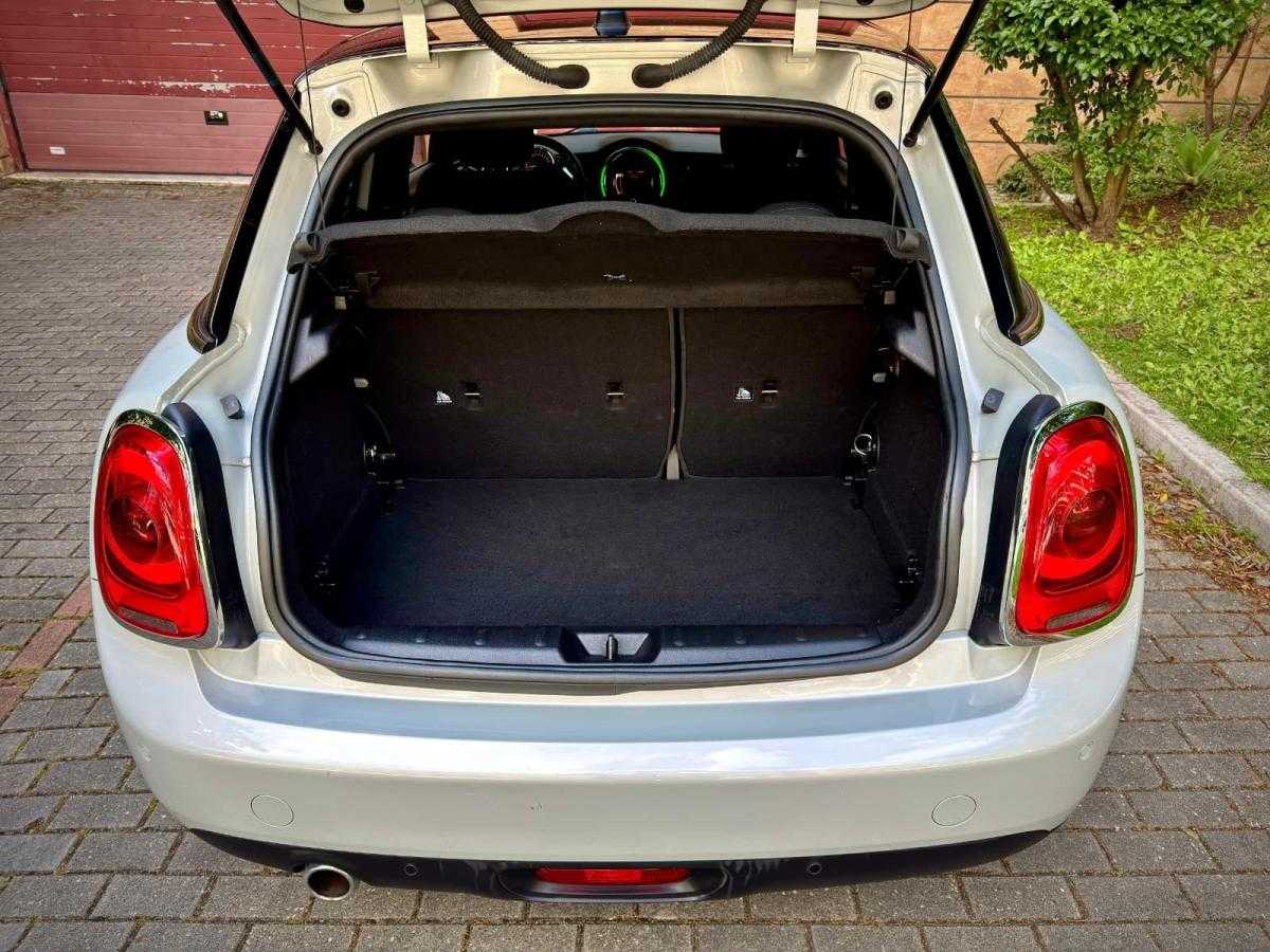 mini-cooper-2018-diesel-1496cc