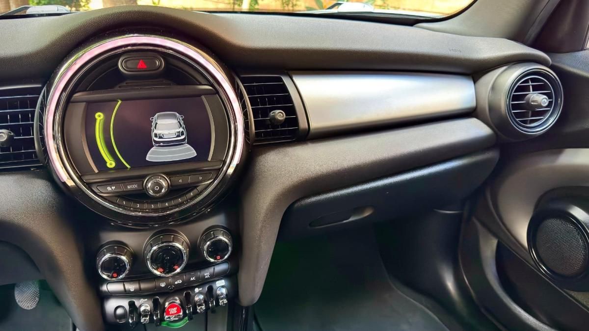 mini-cooper-2018-diesel-1496cc