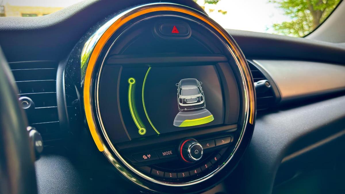 mini-cooper-2018-diesel-1496cc