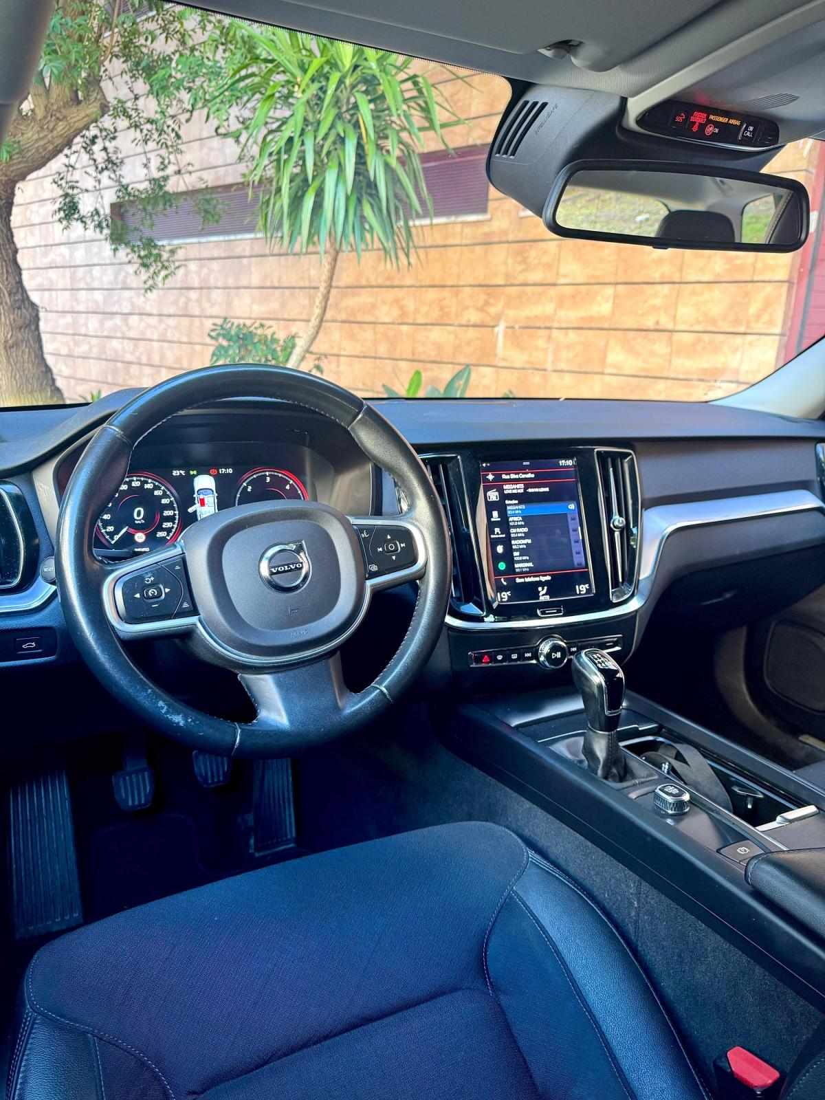 volvo-v60-2018-diesel-1969cc
