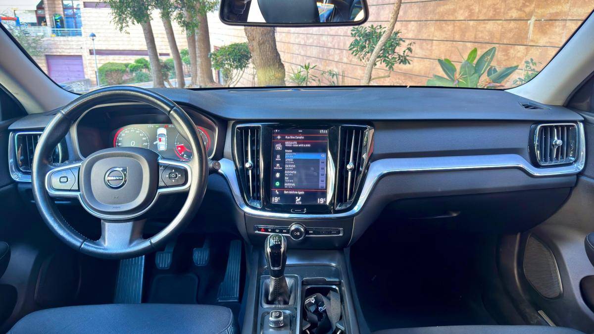 volvo-v60-2018-diesel-1969cc