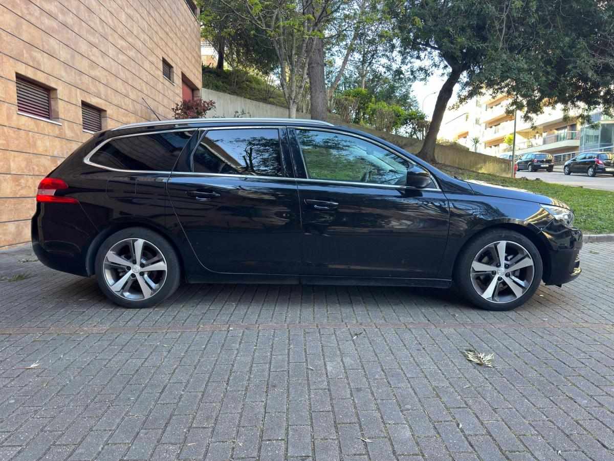 peugeot-308-sw-2020-diesel-1499cc