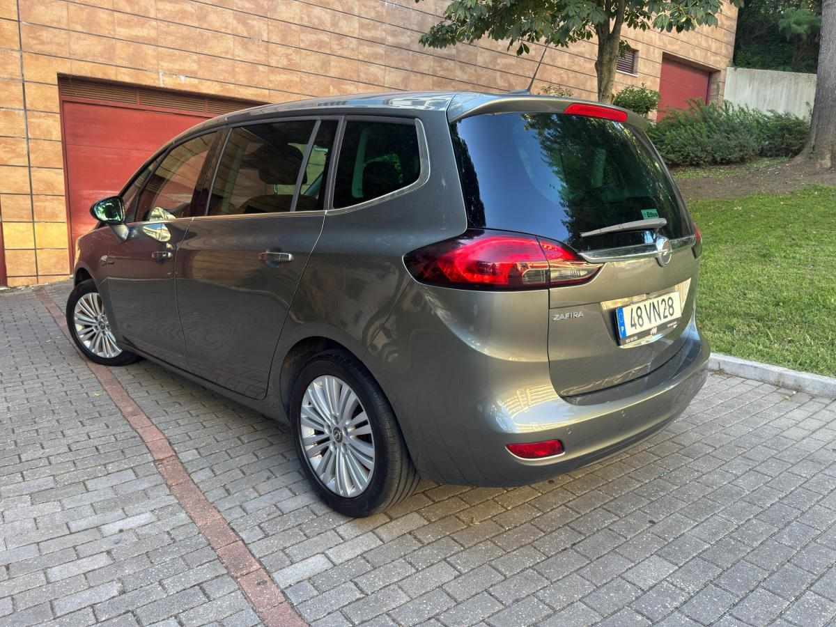 opel-zafira-2018-diesel-1598cc