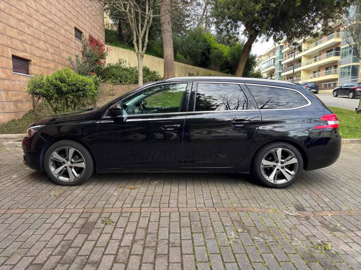 peugeot-308-sw-2018-diesel-1499cc