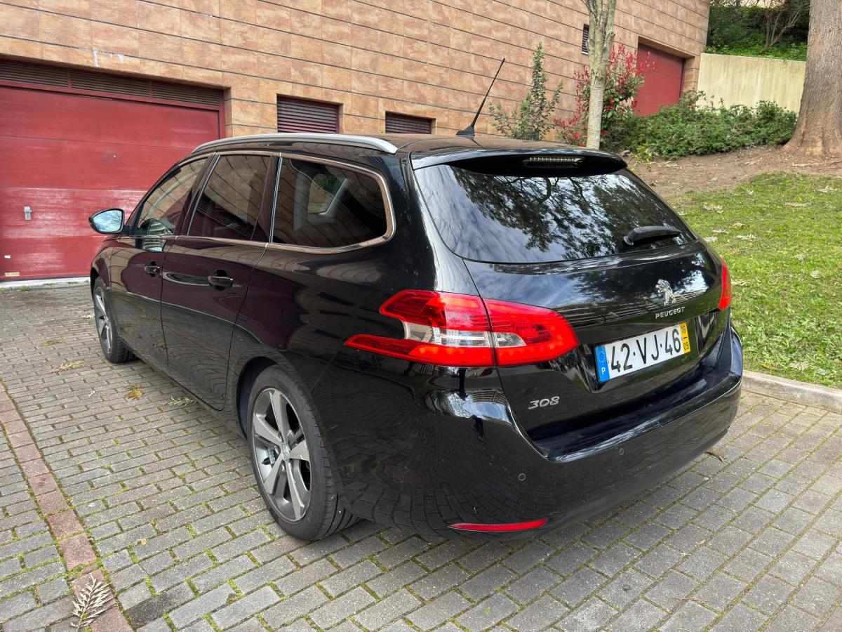 peugeot-308-sw-2018-diesel-1499cc