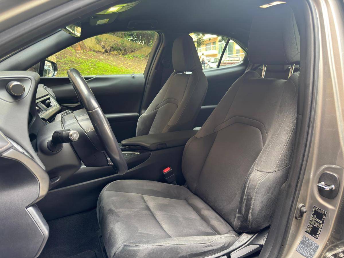 lexus-ux-2022-hibrido-a-gasolina-1987cc
