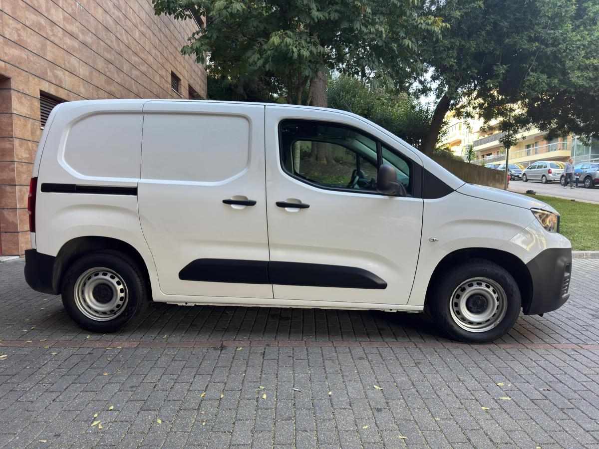 peugeot-partner-2021-diesel-1499cc