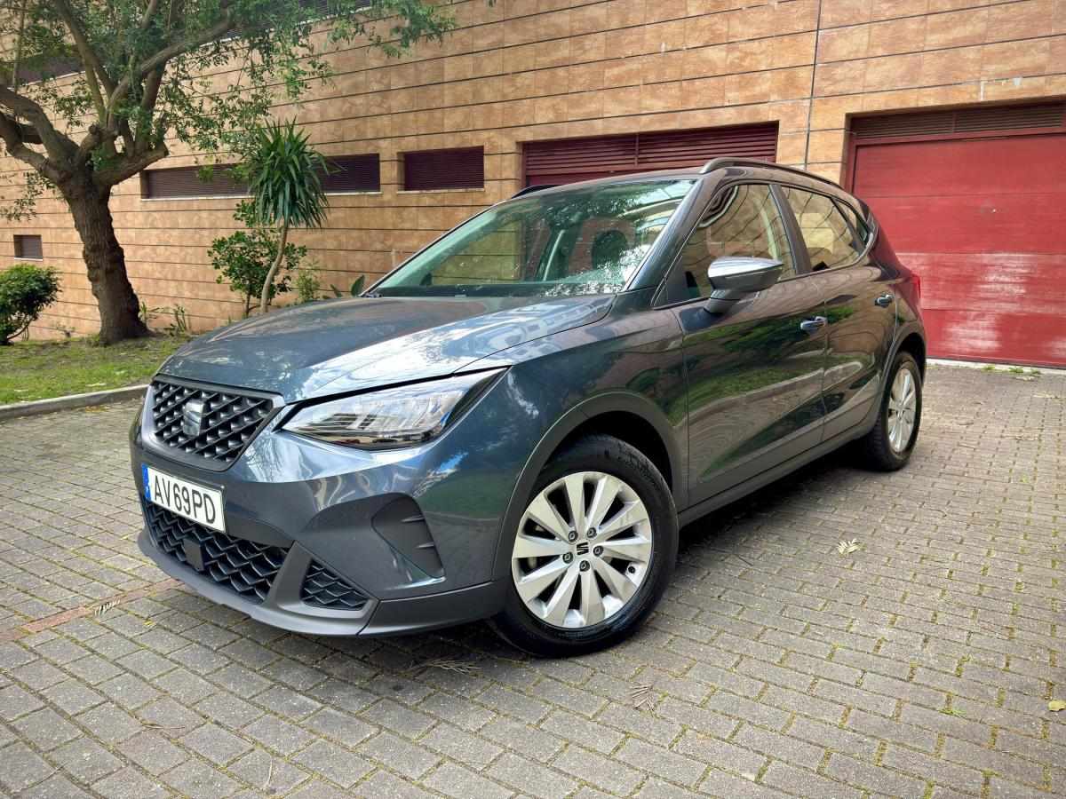 seat-arona-2023-gasolina-999cc