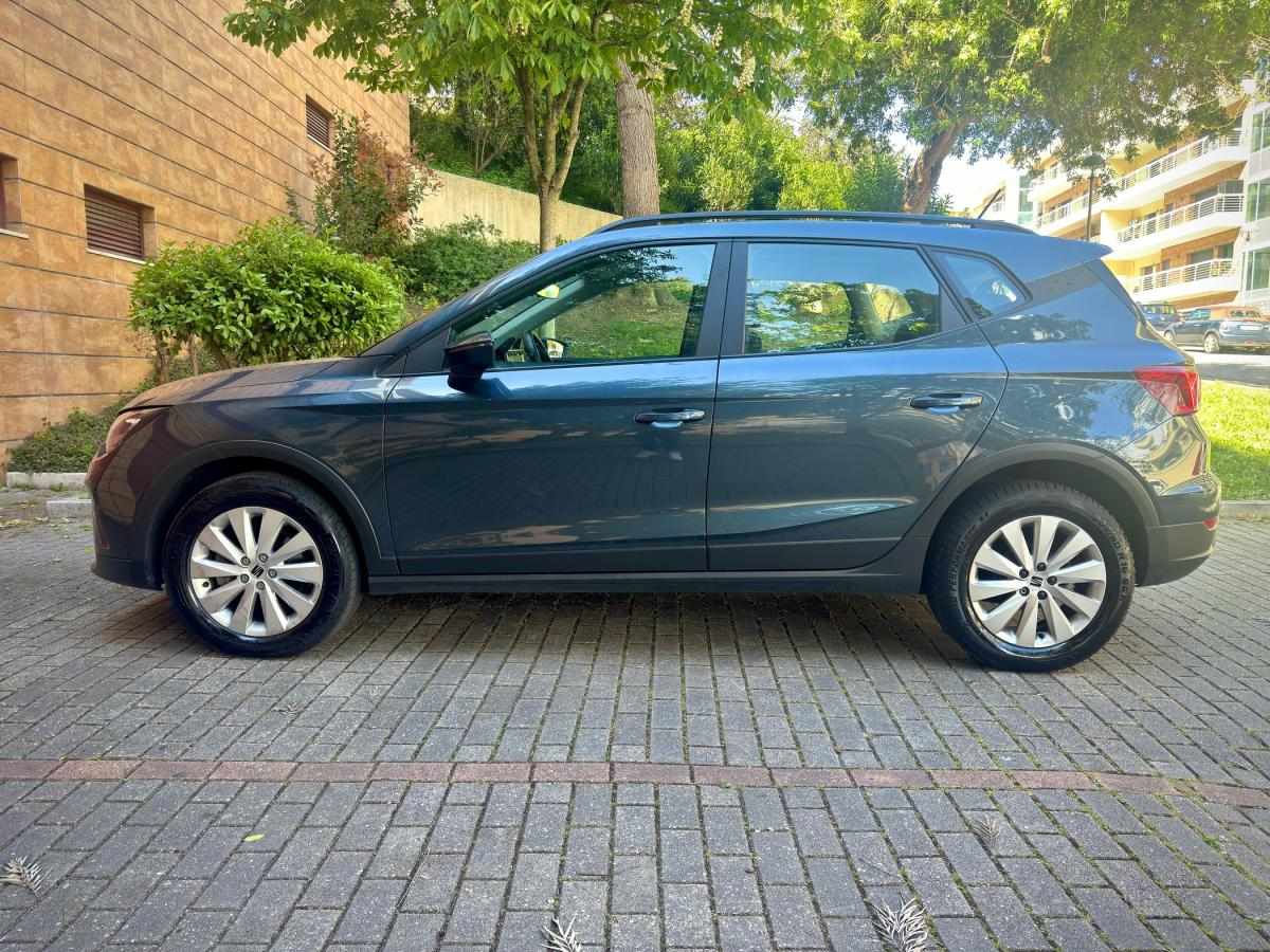 seat-arona-2023-gasolina-999cc