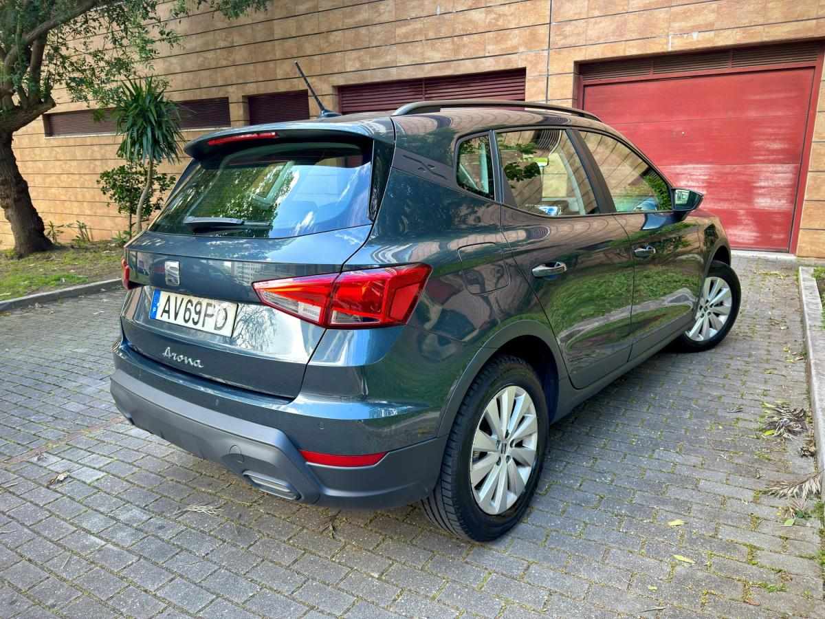 seat-arona-2023-gasolina-999cc