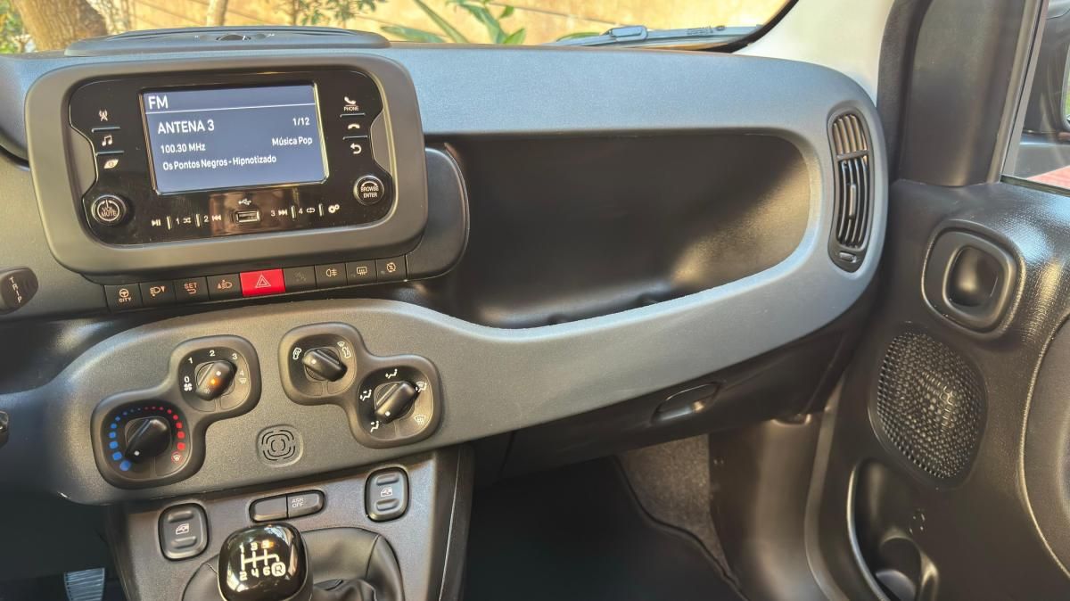 fiat-panda-2024-hibrido-a-gasolina-999cc