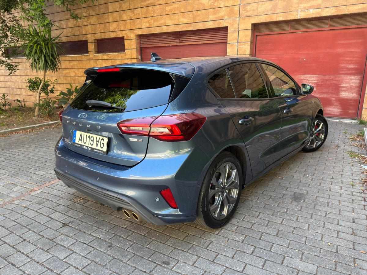 ford-focus-2022-hibrido-a-gasolina-999cc