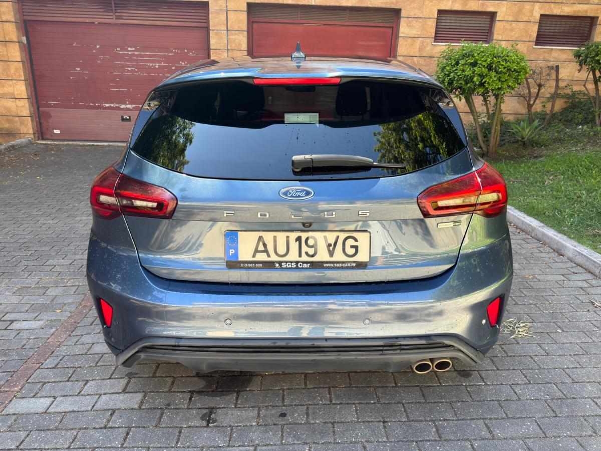 ford-focus-2022-hibrido-a-gasolina-999cc