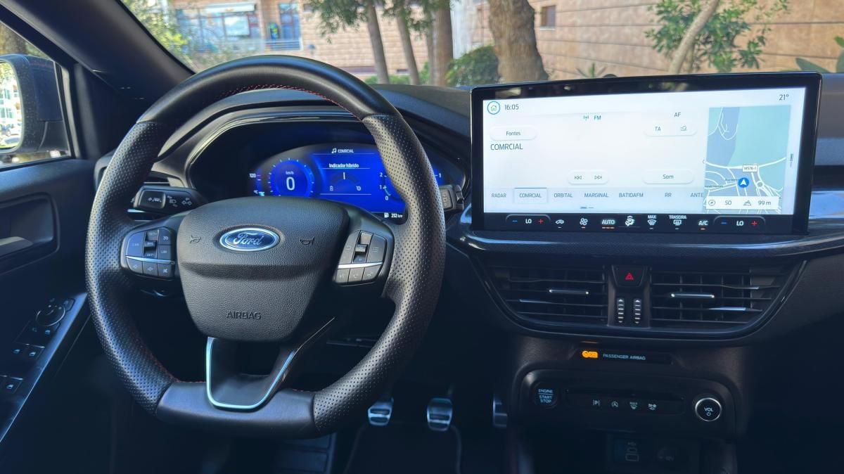 ford-focus-2022-hibrido-a-gasolina-999cc
