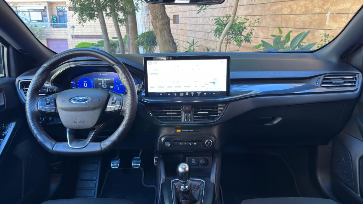 ford-focus-2022-hibrido-a-gasolina-999cc