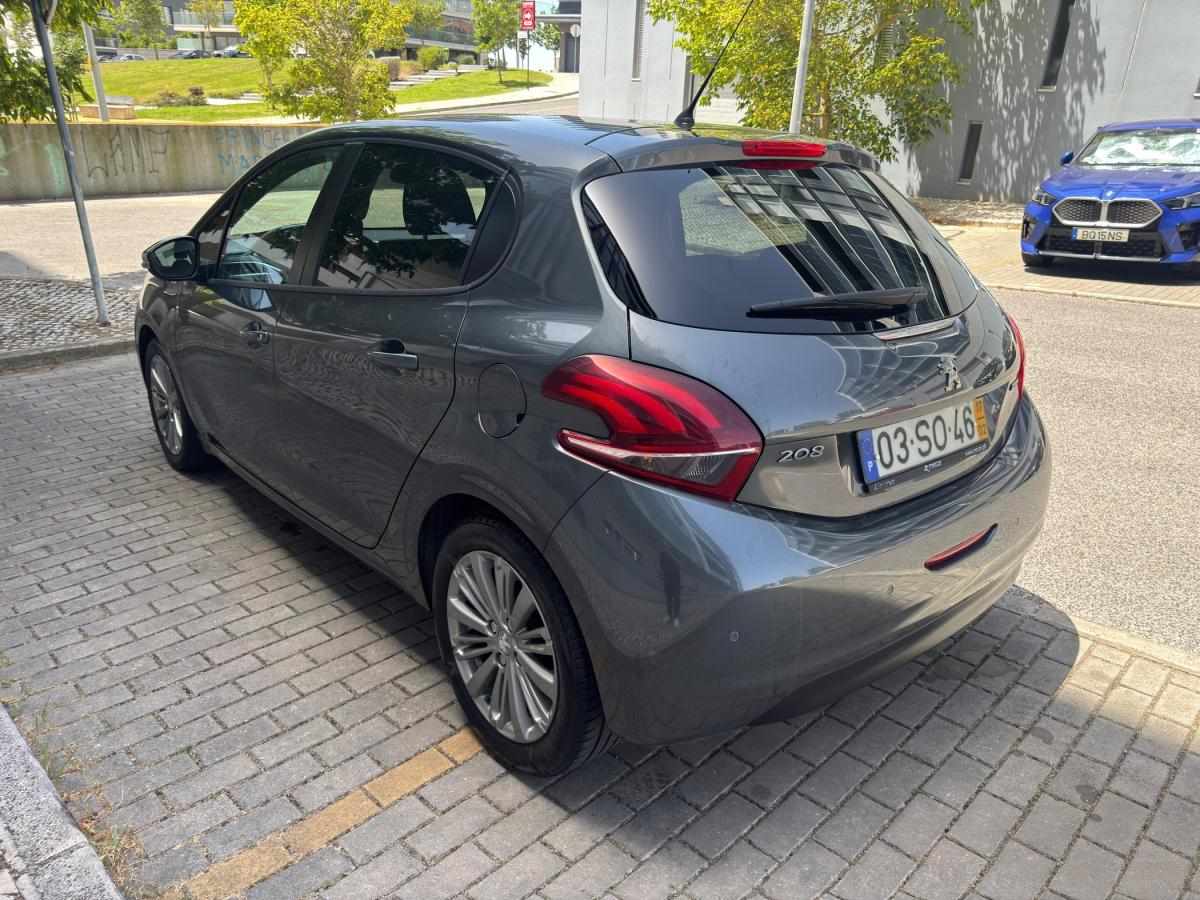 peugeot-208-2017-gasolina-1199cc