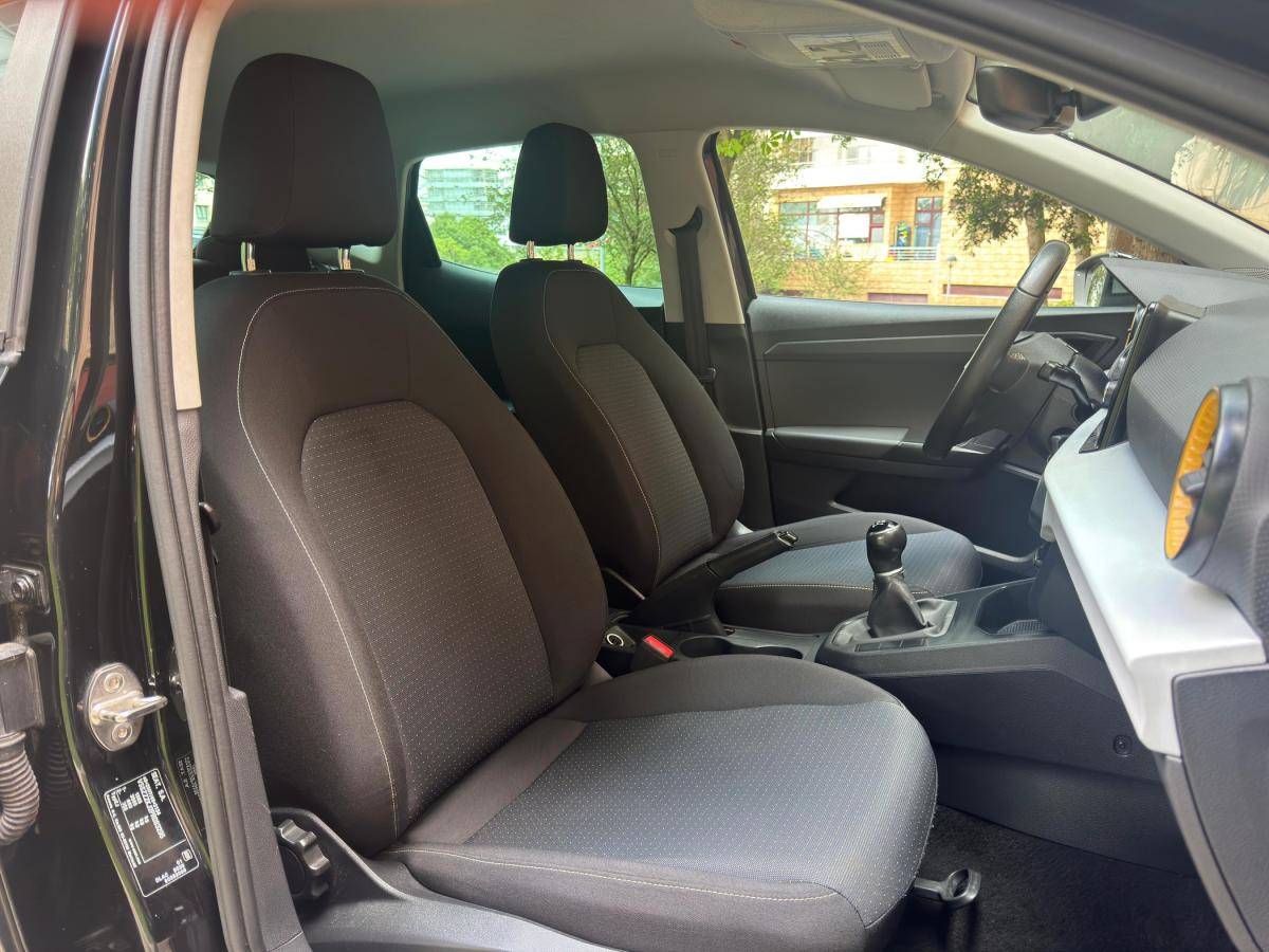seat-ibiza-2023-gasolina-999cc