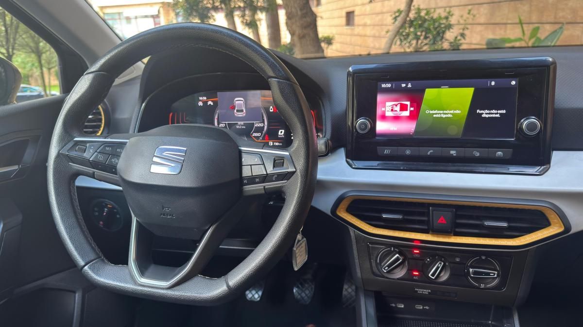 seat-ibiza-2023-gasolina-999cc