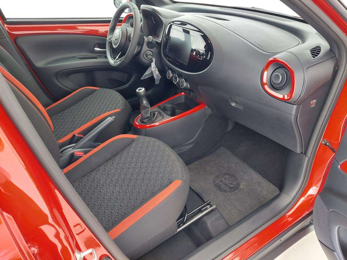 toyota-aygo-x-2024-gasolina-998cc
