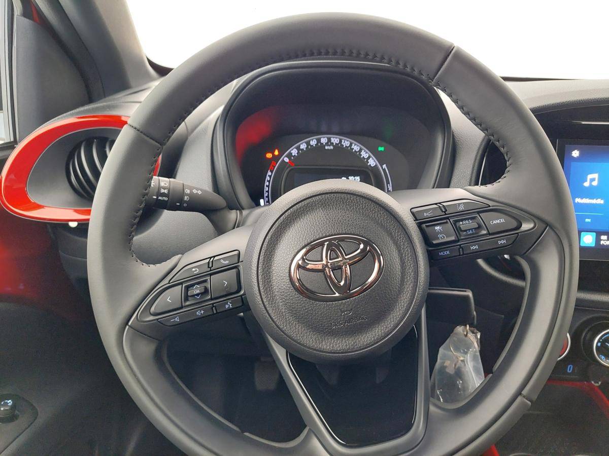 toyota-aygo-x-2024-gasolina-998cc